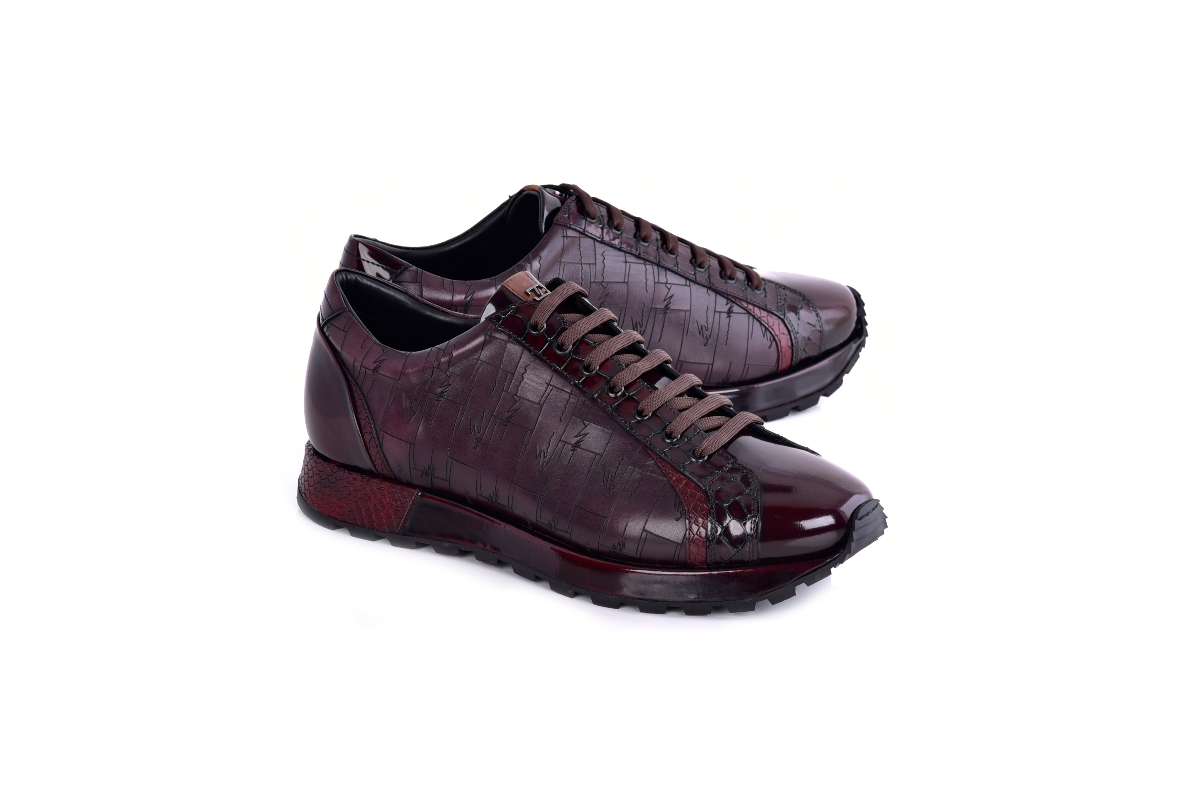 C0013043-5581 L Fashion Sneaker- Burgundy