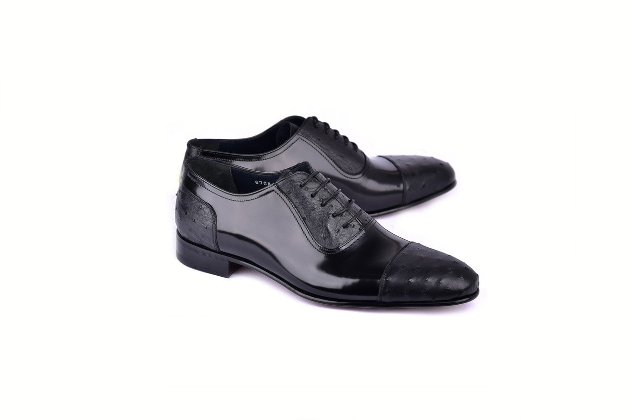 C0001301 6708- Cap toe Ostrich - Black