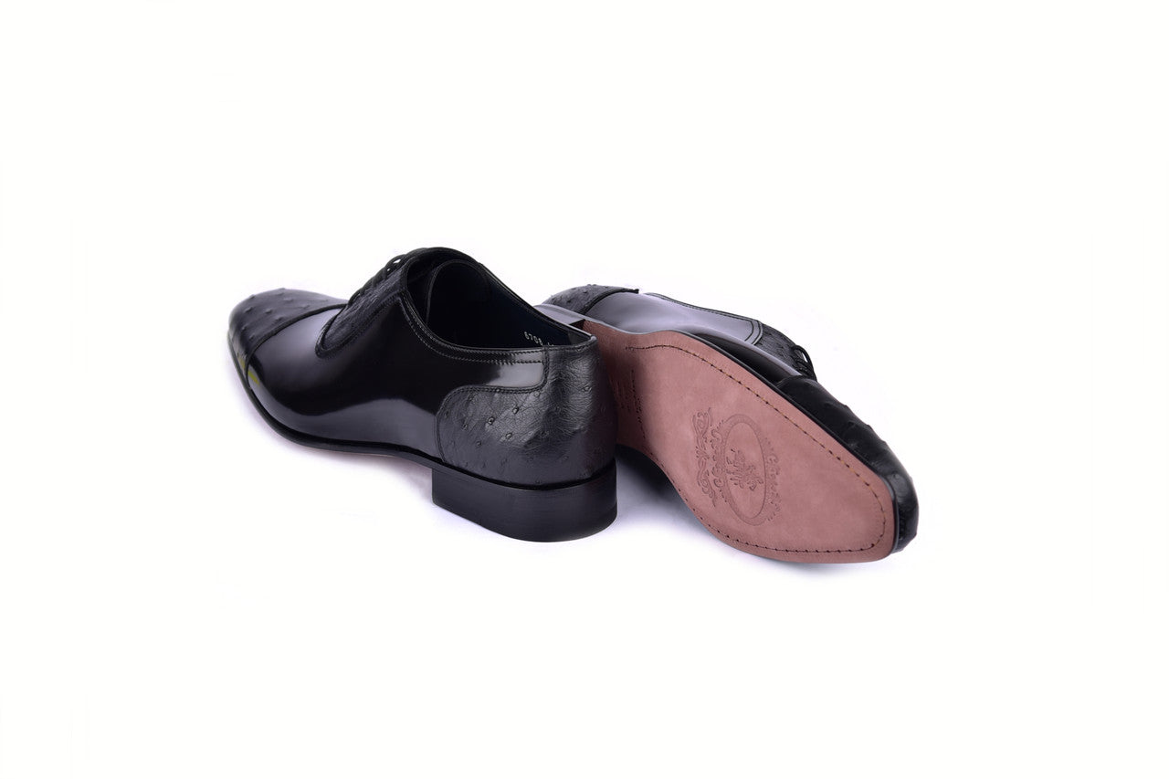 C0001301 6708- Cap toe Ostrich - Black