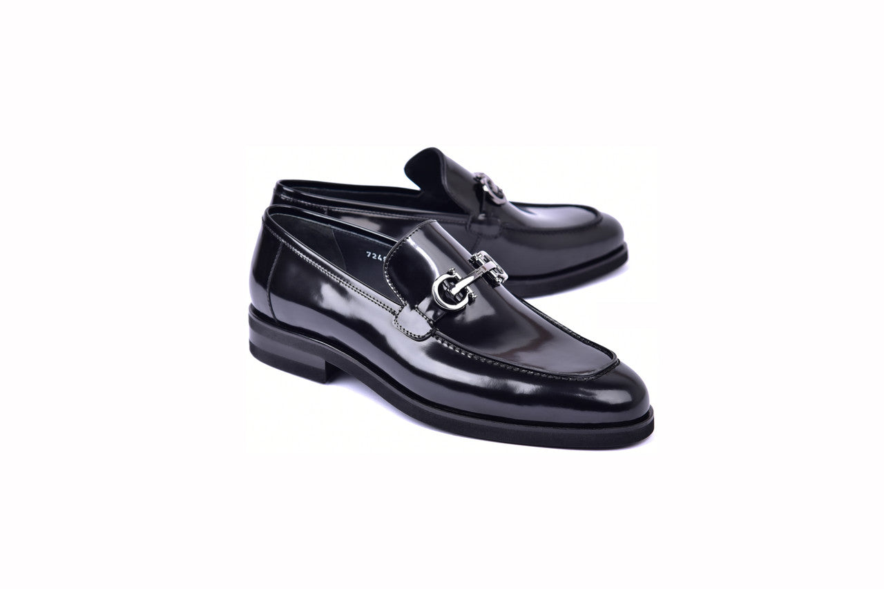 C0001204-7249 Loafer with silver buckle- Black
