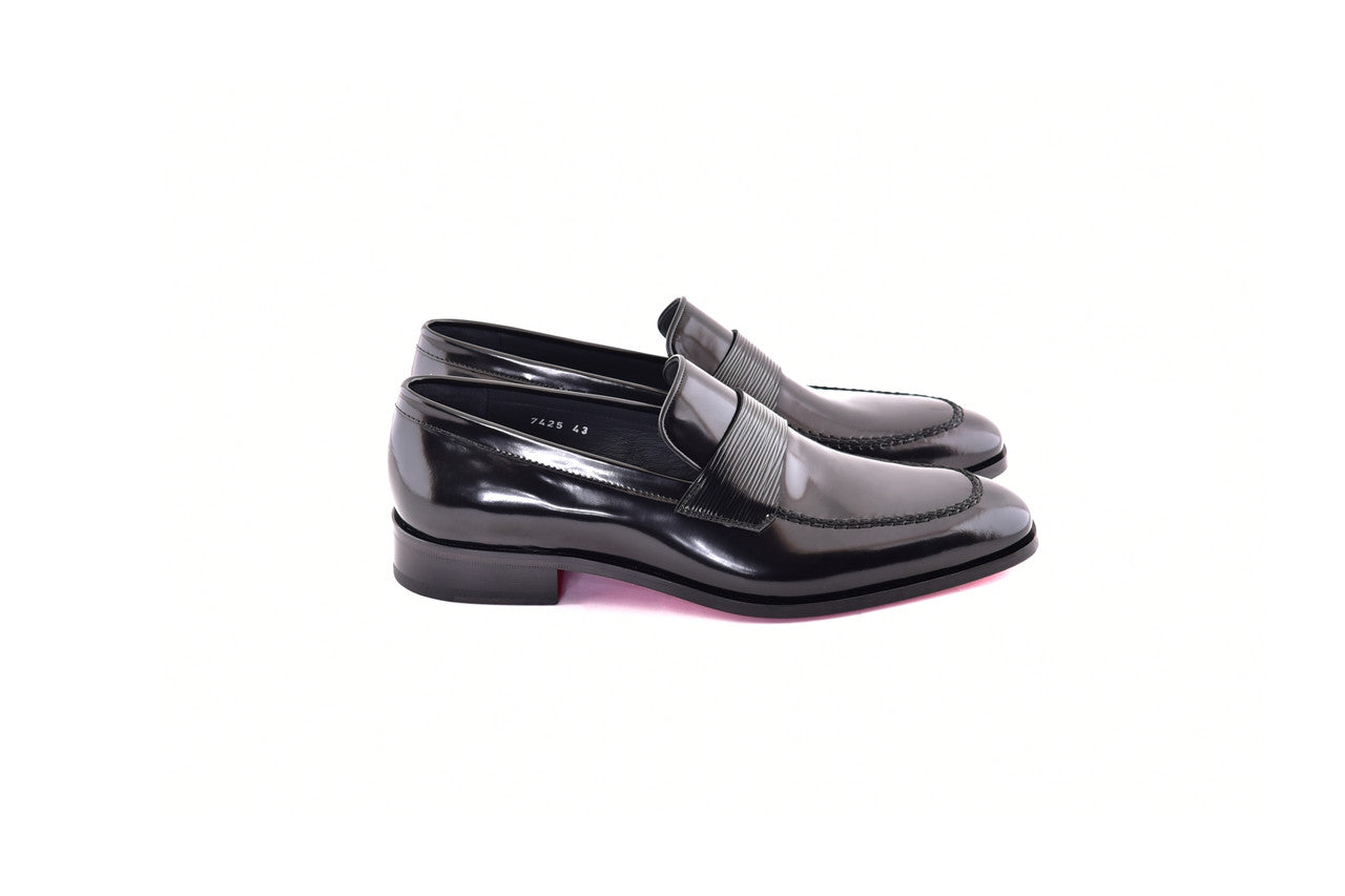 C0001103- 7425 Formal Loafer-Black Lux leather