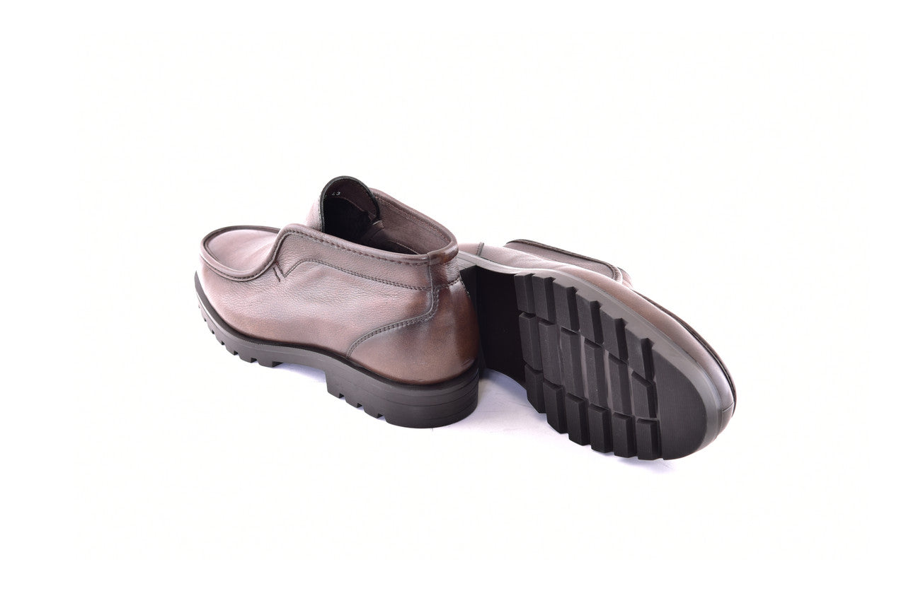 C186- 7520 Shearling lined Chukka boot - Brown