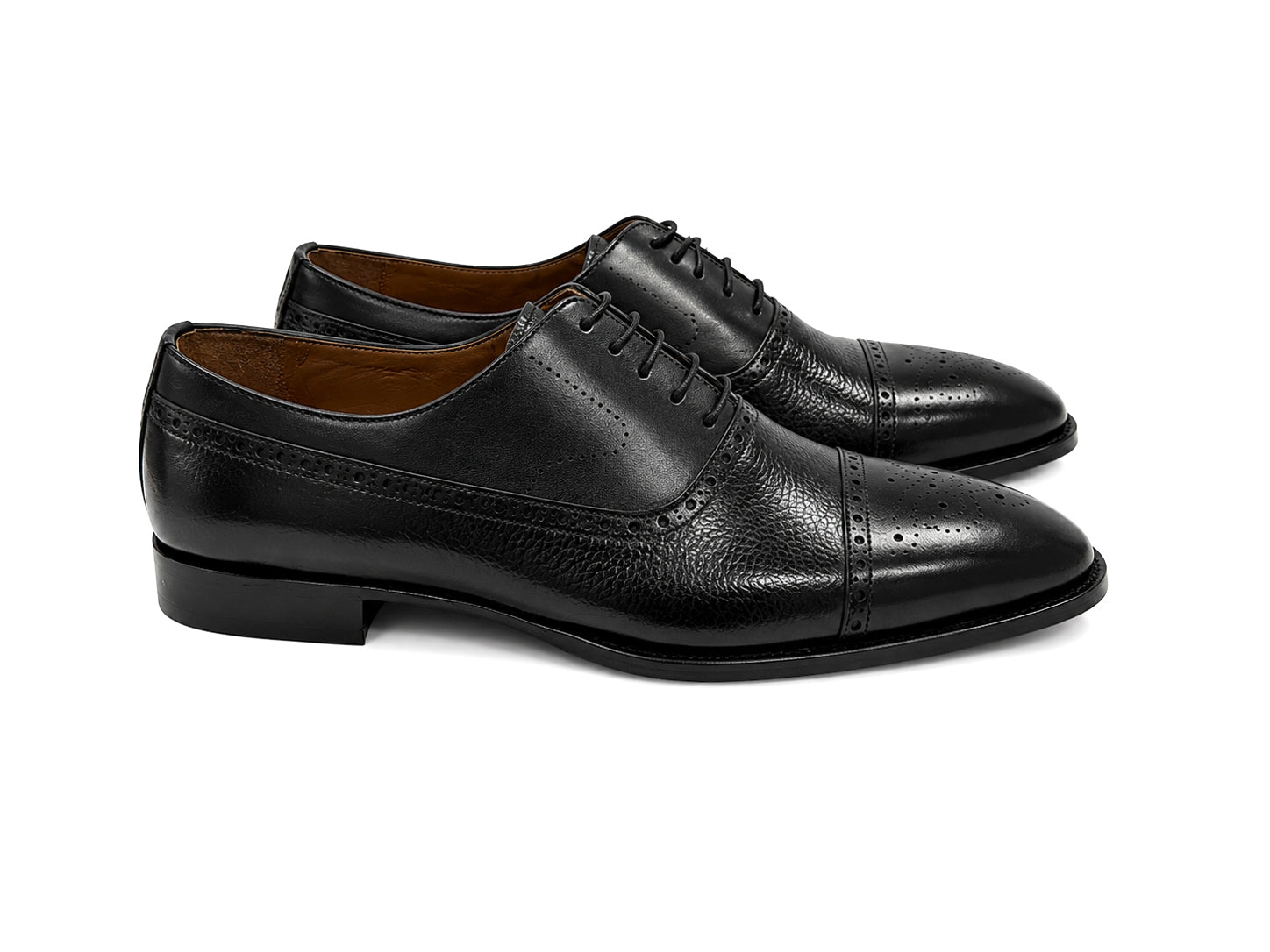 P0022 -2228 -Cap toe deer skin lace up- Black