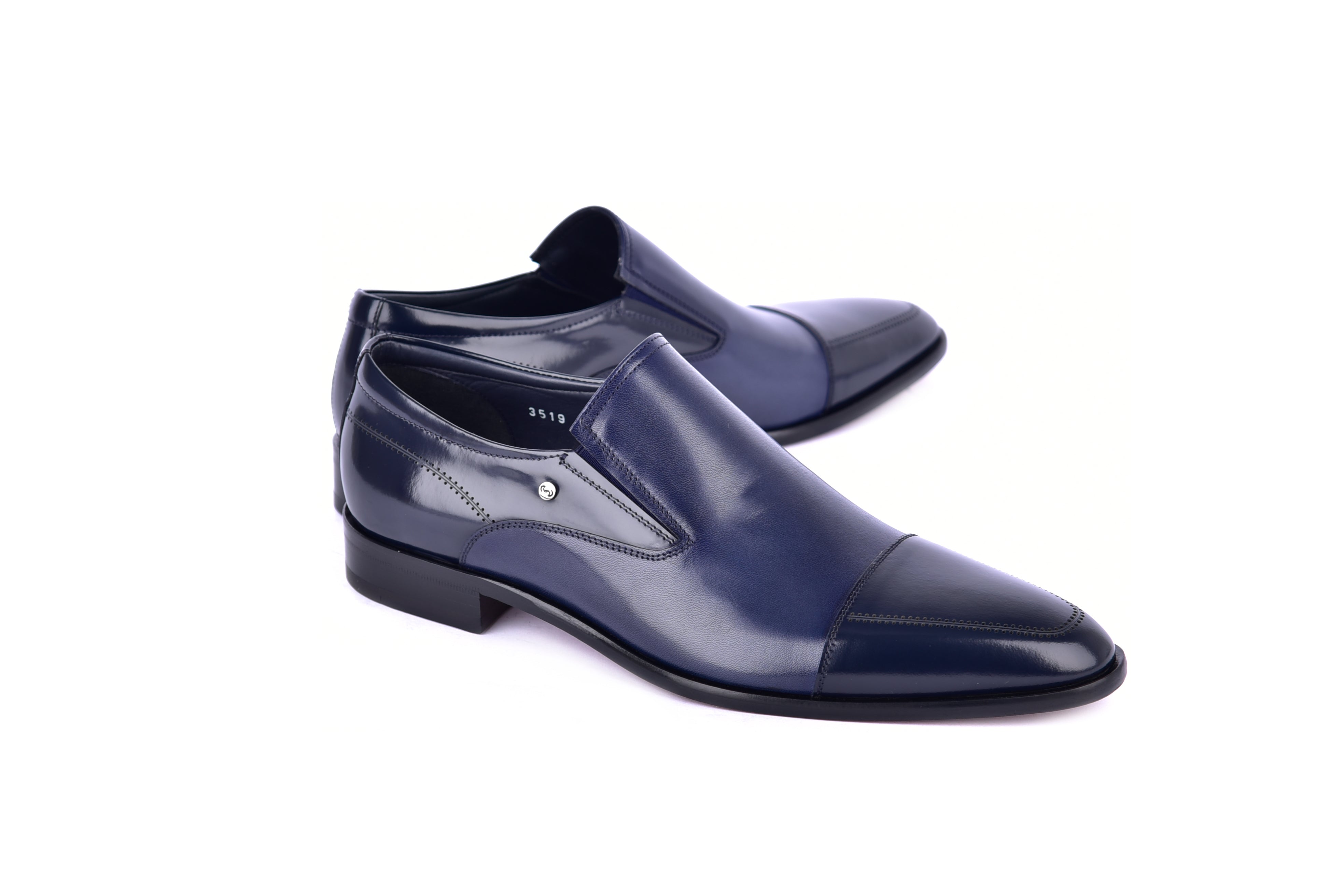 C1401- 3519 Cap Toe Loafer Dark Blue