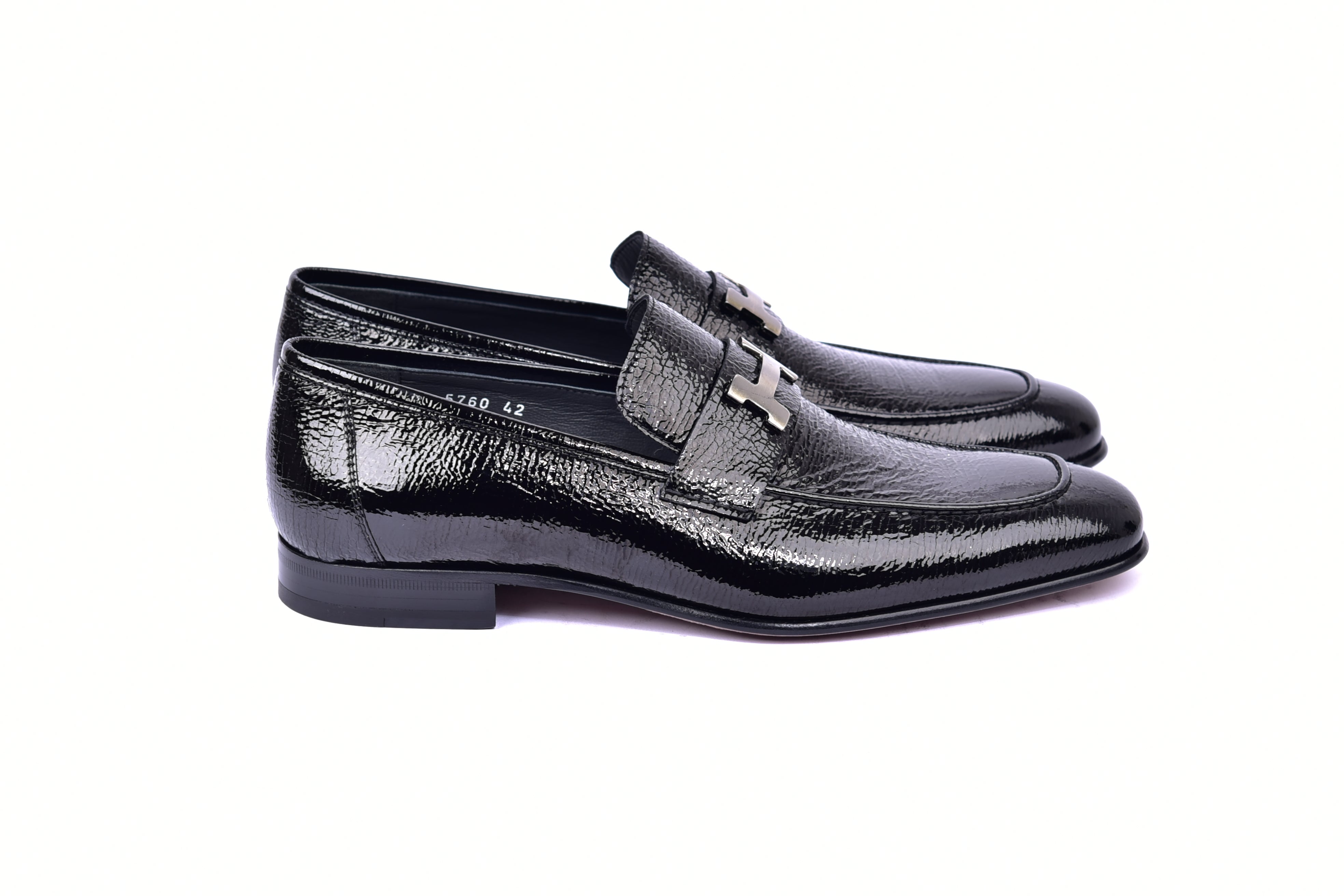 C01998-5760 H Buckle Vita Calf Skin-Black
