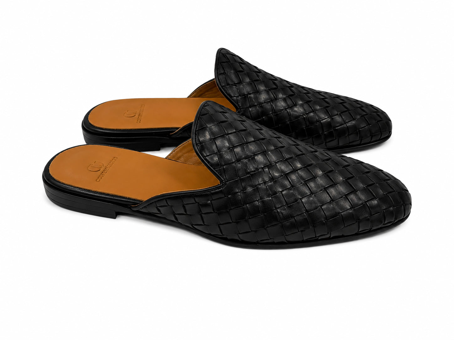 CU00018 -7055 Hand-Woven Mule- Black