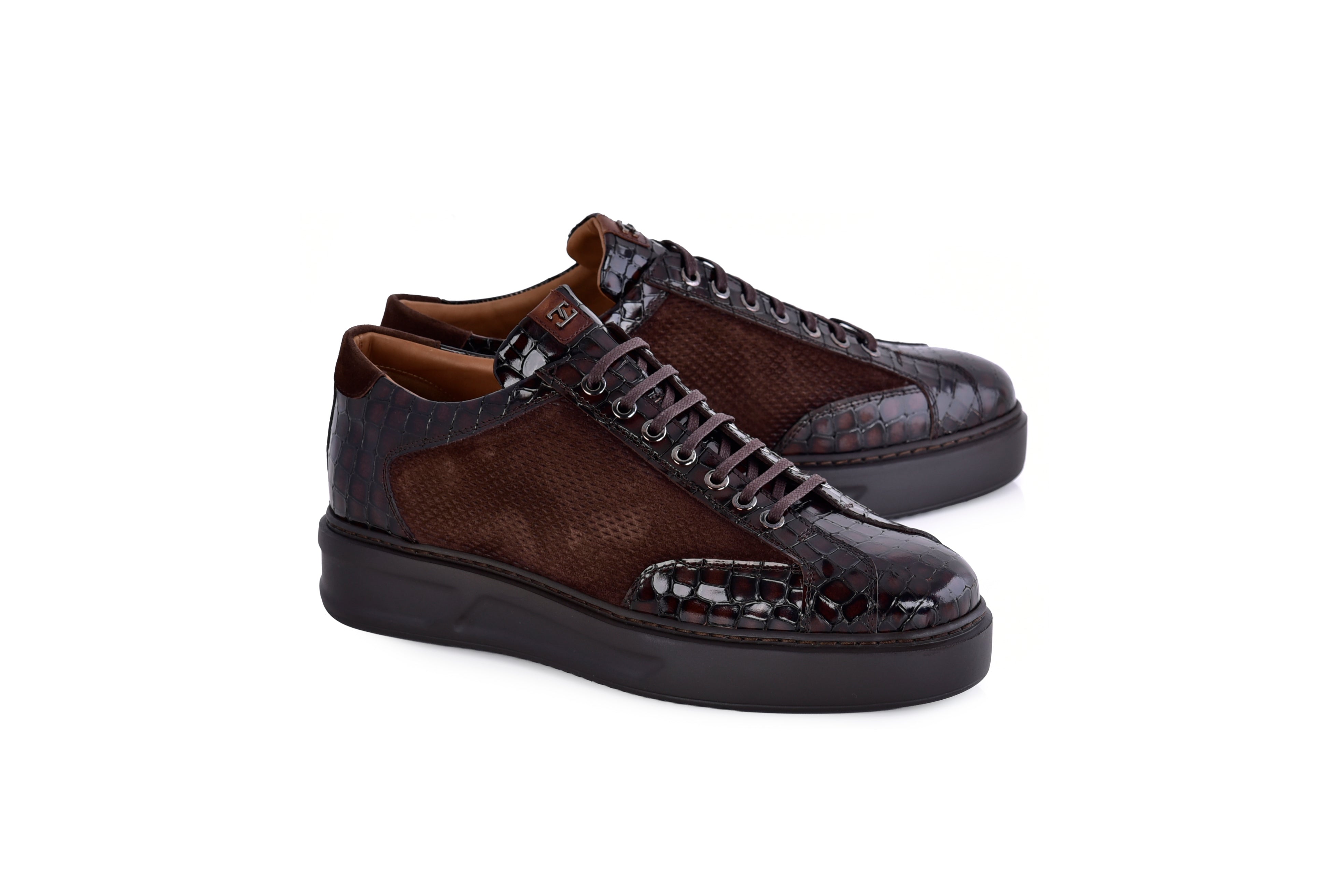 C000137-8492 Fashion sneaker- Brown