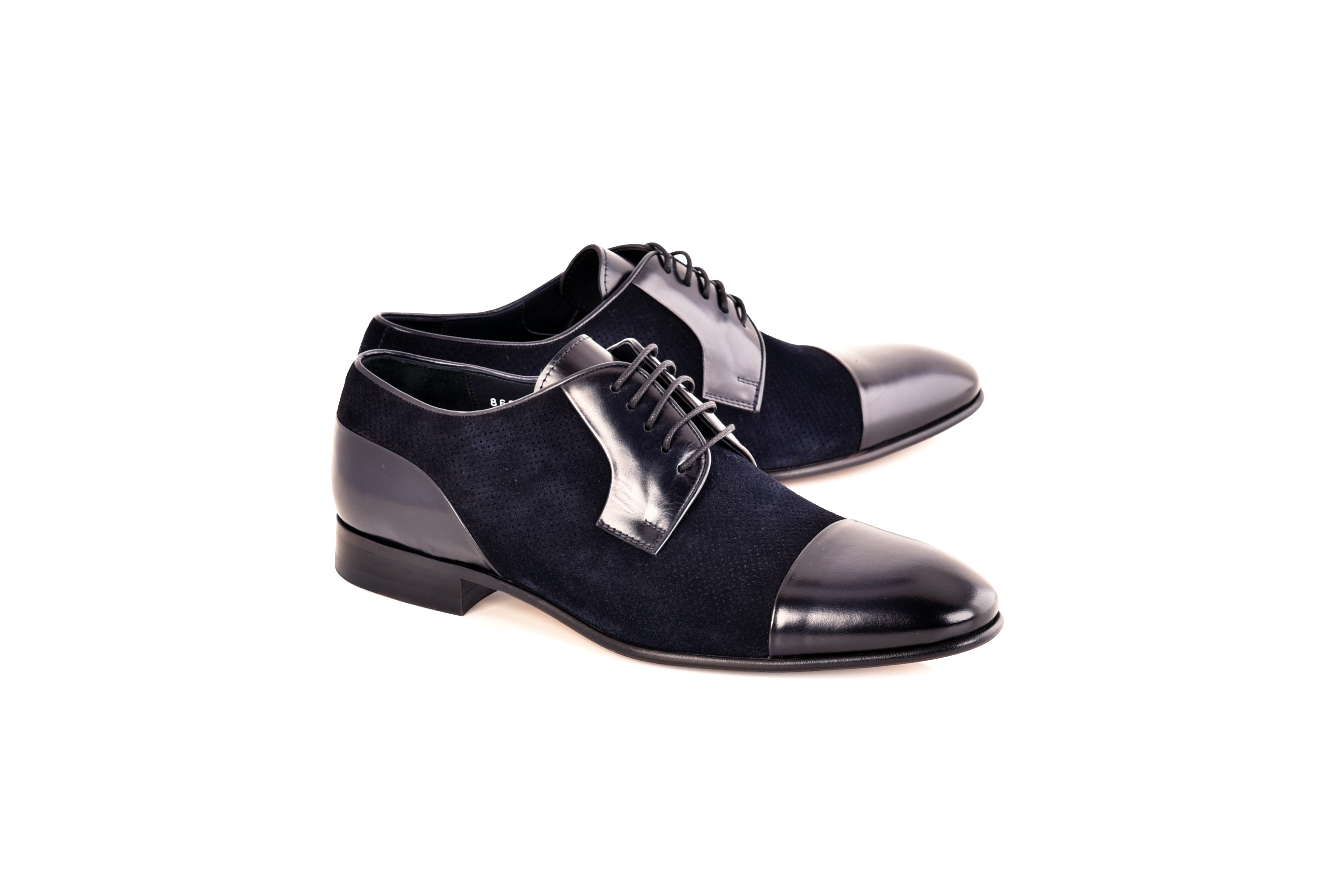 C0111- 8665 Lux leather and suede Cap toe- Navy